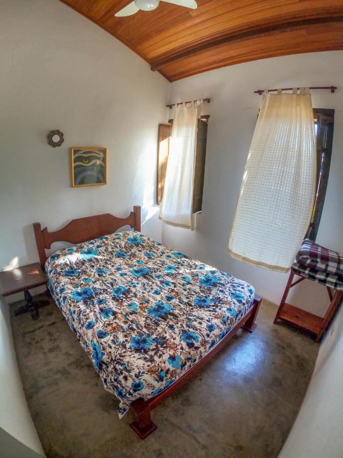 Donana Hostel De Guine Guine de Baixo Ngoại thất bức ảnh